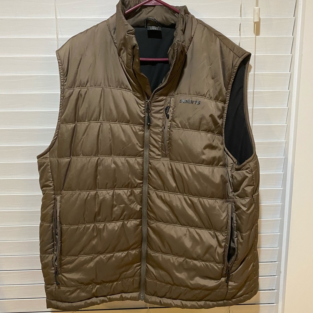 Solaris Puffer Vest -‎ NWOT - XL